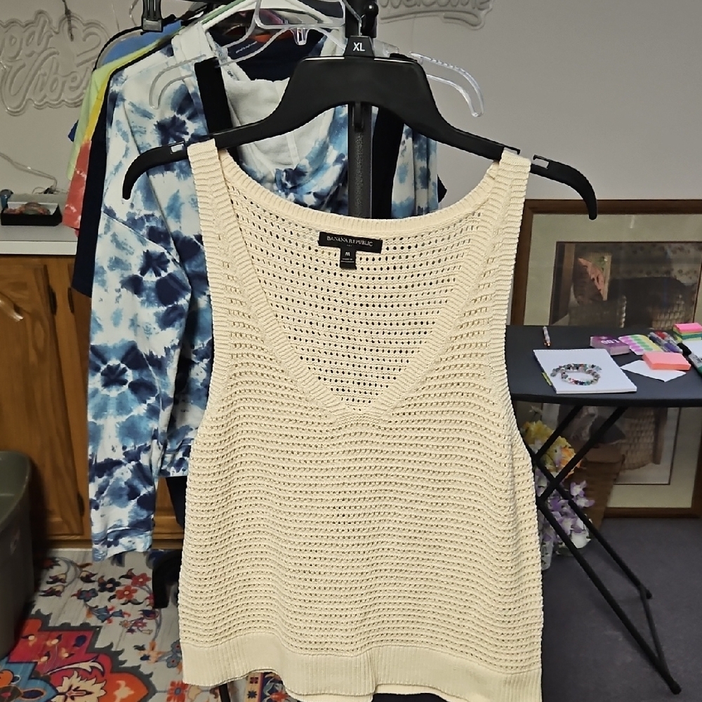 Banana Republic Cream Crochet Knit Tank Top medium